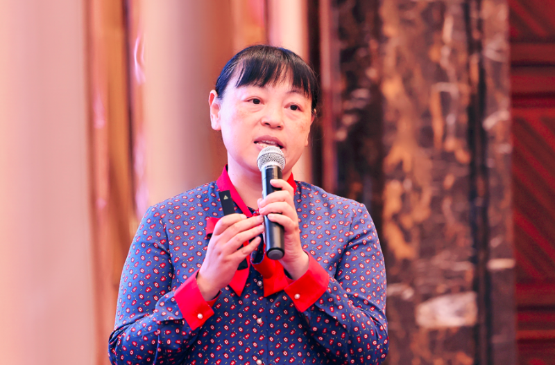 華南理工大學材料科學與工程學院副院長、博士生導師殷素紅