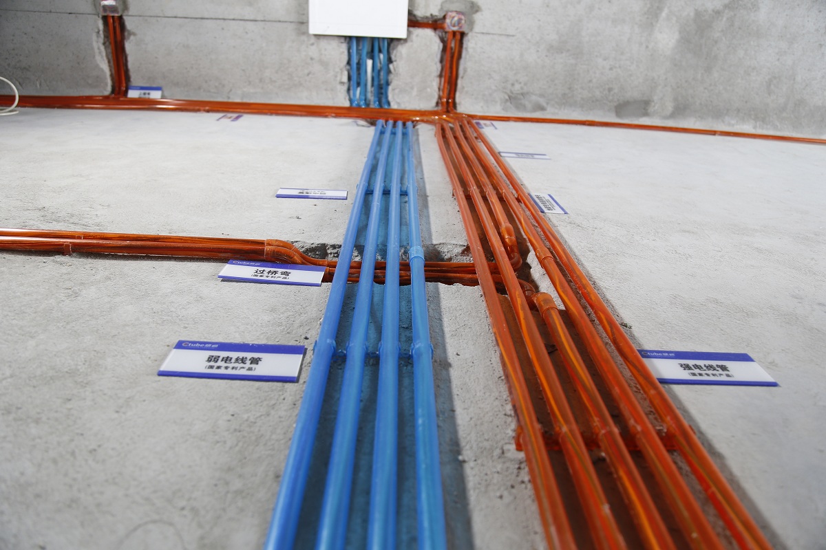 “非標(biāo)線”成火災(zāi)元兇？透明線管打造"可視化"安全防線